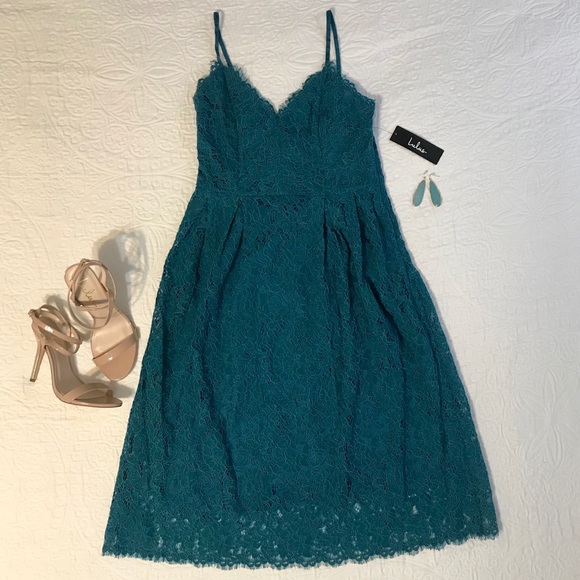 Lulus Dresses & Skirts - Lulu’s Lace Midi Dress